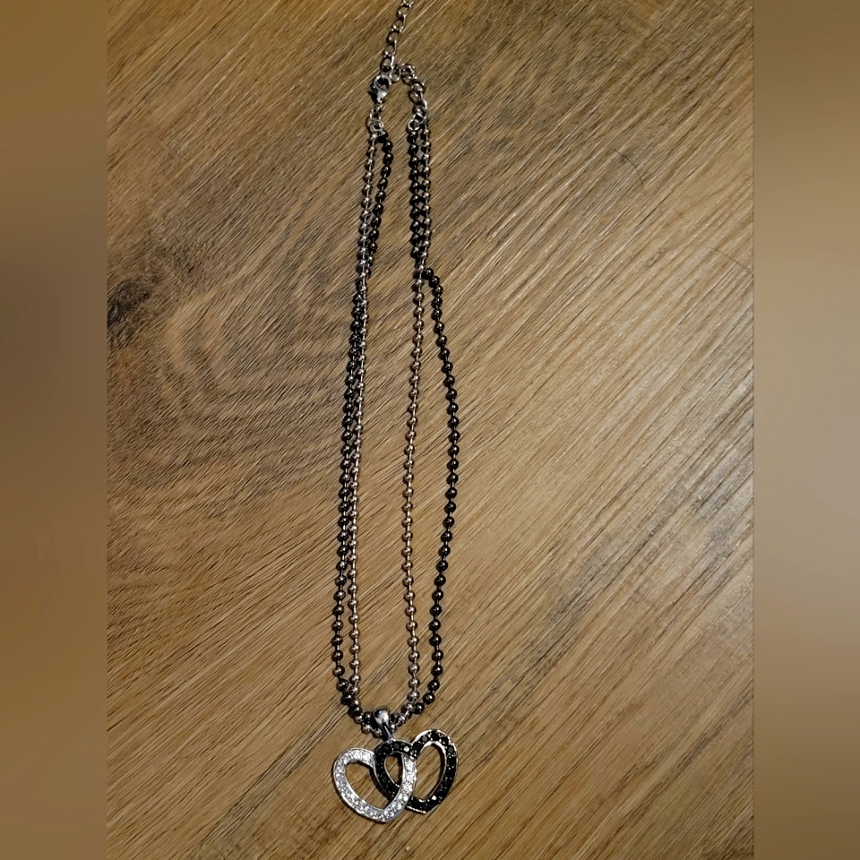 Montana Silversmith Heart Necklace 30$